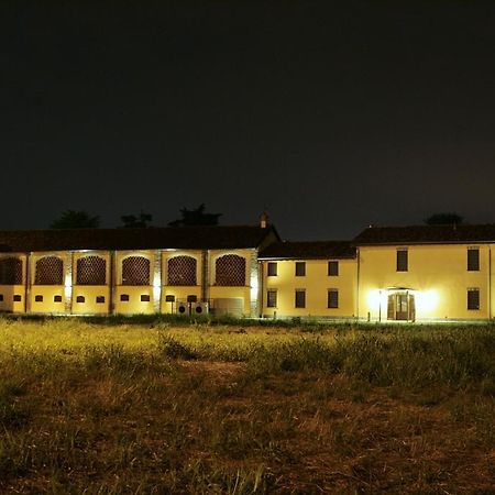 Agriturismo Cavrigo Лоди Екстериор снимка