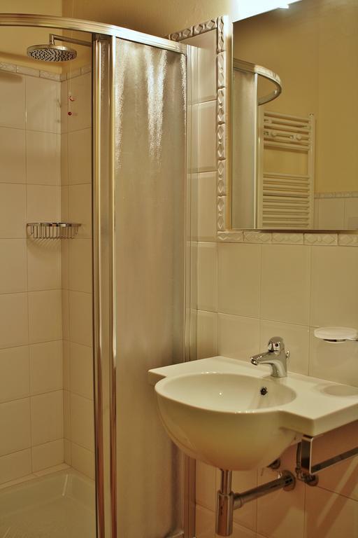 Agriturismo Cavrigo Лоди Стая снимка