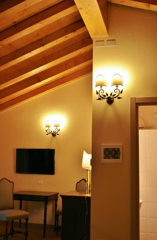 Agriturismo Cavrigo Лоди Стая снимка